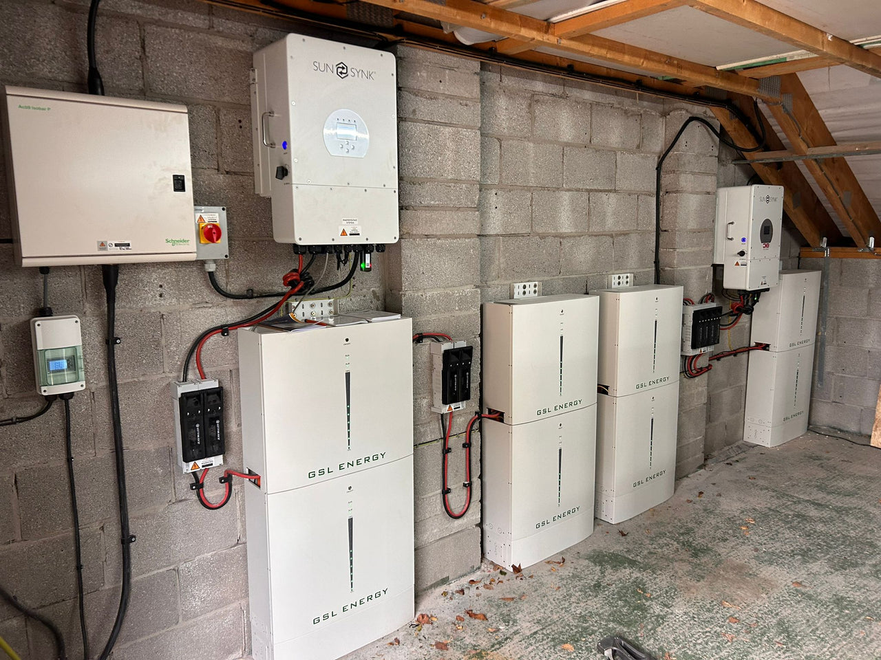 Fully Installed Package - Sunsynk 5kW Hybrid | Floor Mounted | Indoor | On/Off Grid | Ave £258/kW | Price shown is the 0% VAT price | Delivery included